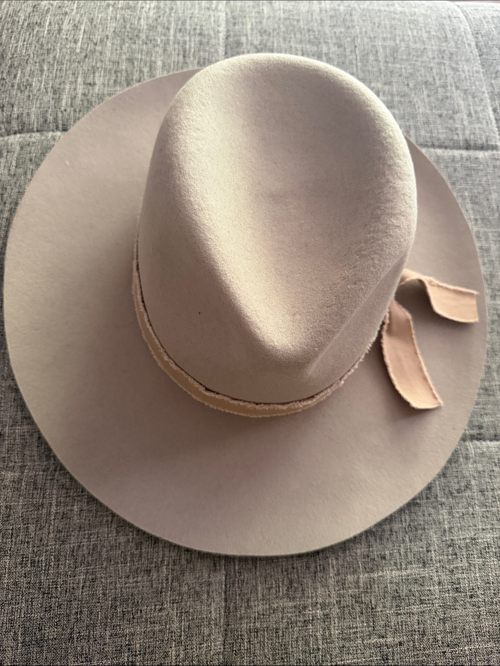 Women’s Light Taupe Wide Brim Felt Fedora Hat with Ribbon